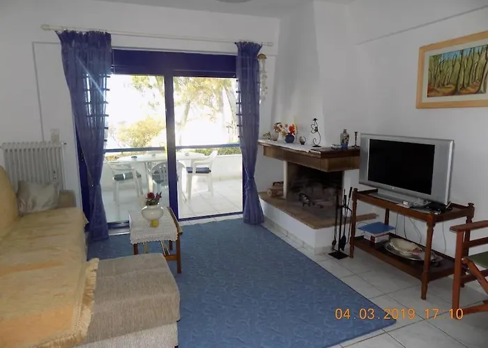 Sykia Seafront Maisonette Near And Mountain