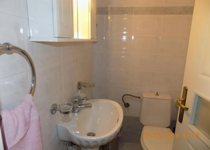 Sykia Seafront Maisonette Near And Mountain